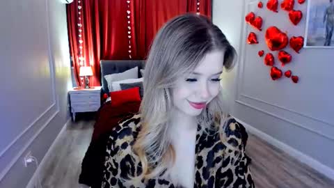 Alice online show from March 4, 8:50 pm