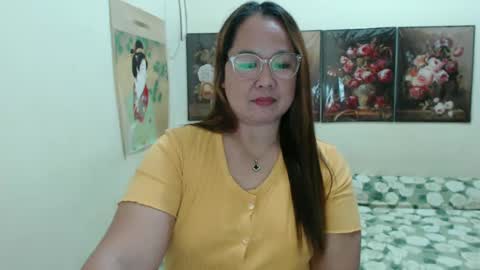 Roxanne online show from March 3, 2:17 pm