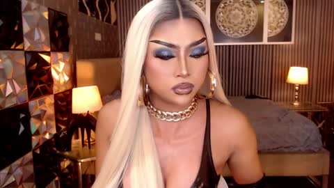 BRIANNA online show from April 9, 12:14 am