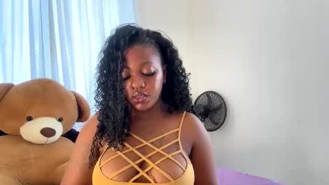 Snapshot of unholybaddie chatting on October 7, 8:32 am Unholybaddie online show from October 7, 8:32 am