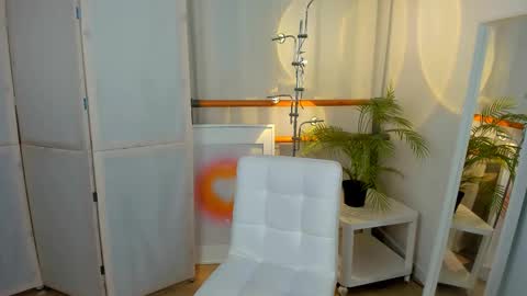 Call me Mira  thumbs up its make me happy online show from March 10, 9:29 pm