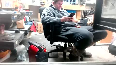 upforanything27 online show from December 17, 1:07 am