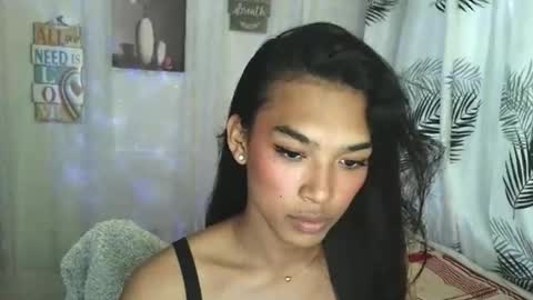 ur_dazzlingmorenaxx online show from March 11, 5:21 am