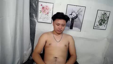 Snapshot of ur_hotguy chatting on September 26, 5:32 pm ur_hotguy online show from September 26, 5:32 pm