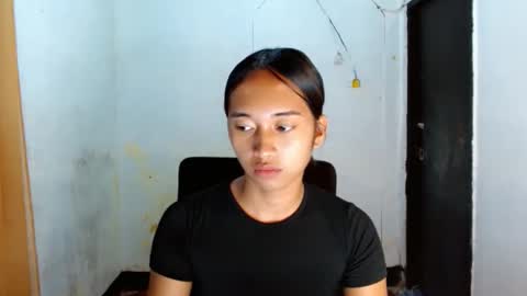 Ellie online show from March 11, 11:13 am