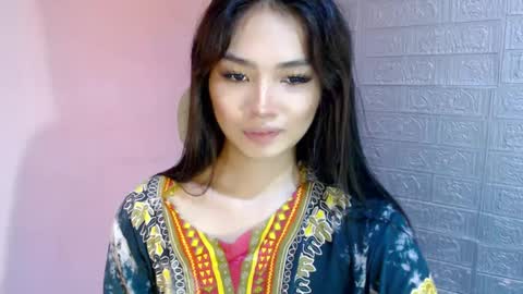 Clara online show from March 5, 1:50 pm