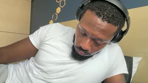 urbandick5 online show from March 1, 5:39 pm