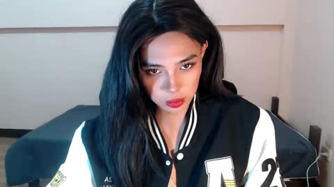 Miss alexa online show from April 5, 7:05 am