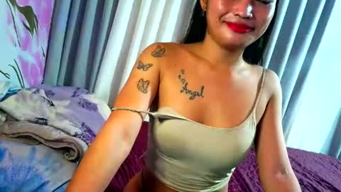 Snapshot of urdream_bride chatting on October 20, 6:57 pm urdream_bride online show from October 20, 6:57 pm