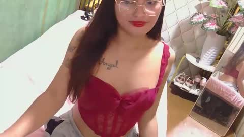 urdream_bride online show from March 29, 11:23 am