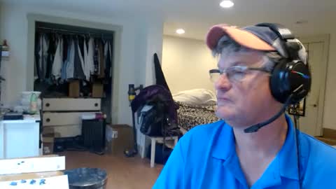 Gregor online show from October 16, 5:12 pm