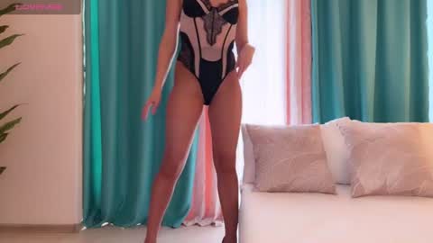 Jenny online show from July 5, 3:08 pm