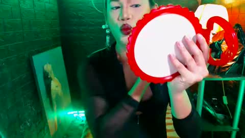 queen norelle online show from January 5, 8:31 pm