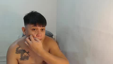 Roiyals online show from February 13, 7:24 am