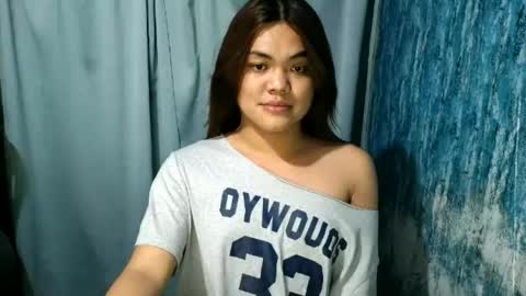 urhottie_bella online show from June 23, 11:28 am