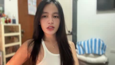 Amira online show from March 27, 1:33 am