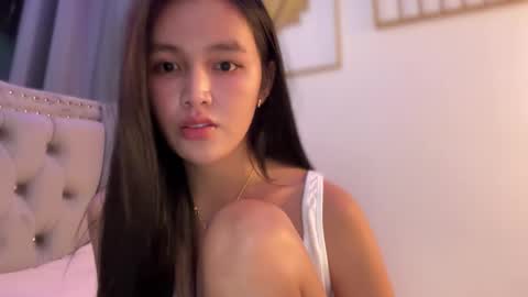 Amira online show from November 25, 6:45 am