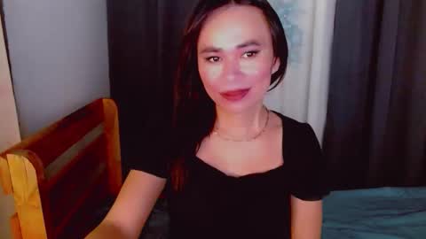 urlovely_che online show from November 15, 4:58 am