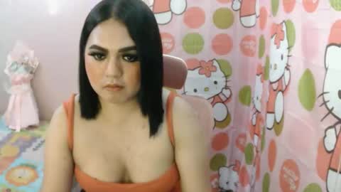 maxie online show from December 16, 5:14 am