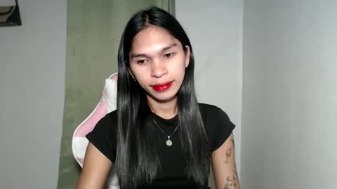 ursweet_zeviixx online show from November 19, 8:46 am