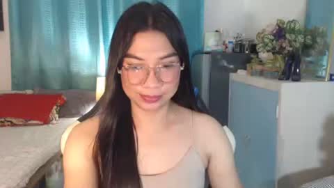 Ashley Kate Mateo Gray online show from February 11, 12:20 pm