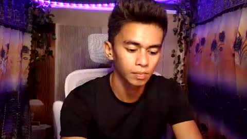 urwild_fuckerxx online show from April 28, 9:24 am