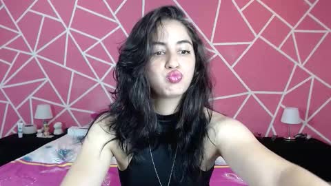 valentina online show from September 15, 12:50 pm