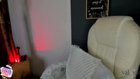 val_varago online show from February 13, 2:15 am