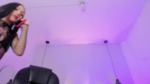 Snapshot of valenn__smith chatting on February 4, 6:38 pm Valentina online show from February 4, 6:38 pm