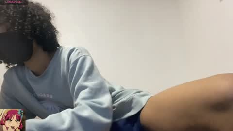 Valentinaa   online show from April 11, 12:15 am