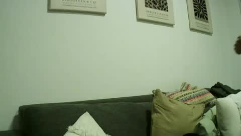 valentinaseleni24 online show from June 21, 9:21 pm