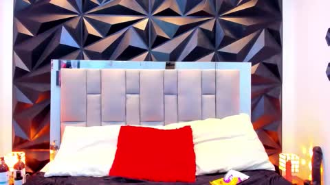 Snapshot of valentinasu chatting on October 2, 3:33 pm Valentina online show from October 2, 3:33 pm