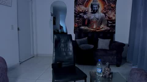    online show from October 28, 8:21 pm