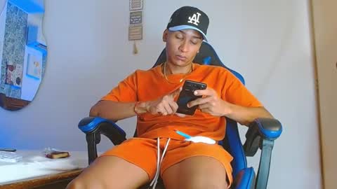 Mistery Guy online show from November 20, 11:02 pm