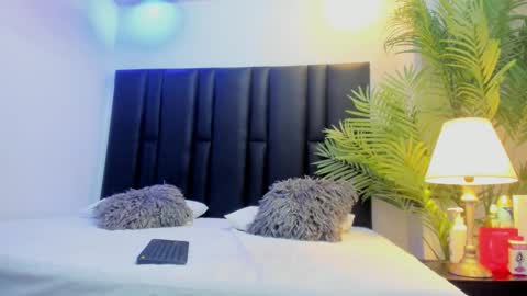 valeri_tafur online show from February 16, 11:08 am