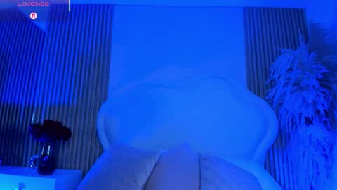 valeria_carter_ online show from December 3, 9:26 pm