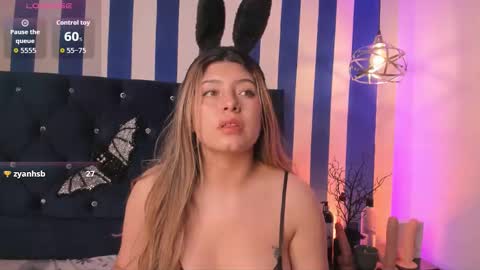 Snapshot of valeria_rouse28 chatting on October 10, 4:35 pm valeria_rouse28 online show from October 10, 4:35 pm