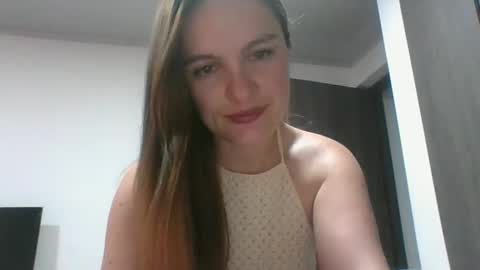 valeriafrannco online show from February 18, 4:45 am