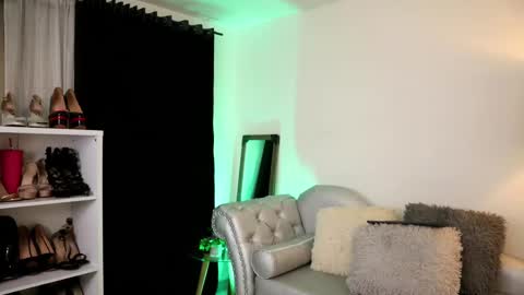 Valerie Style3 online show from October 9, 4:51 am