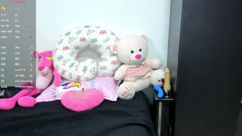 Snapshot of valerieduke chatting on October 11, 2:05 am Valerie online show from October 11, 2:05 am