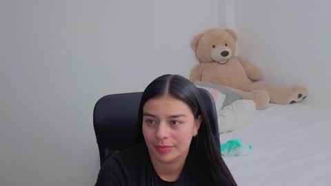 Juli C online show from February 17, 1:26 am