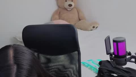 Juli C online show from February 2, 11:56 pm