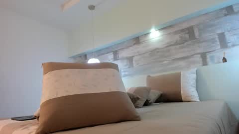 valeriiee21 online show from January 13, 1:02 am