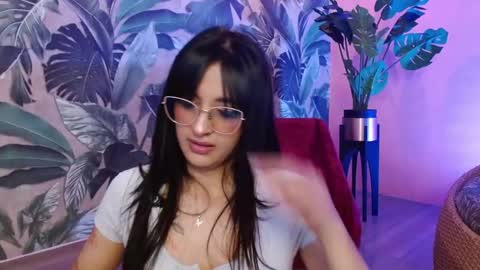 valery_blush online show from May 17, 8:18 pm
