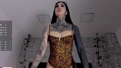 valerykat_ online show from January 7, 11:26 am