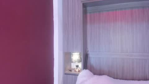 valerymeyerr online show from May 22, 12:01 pm