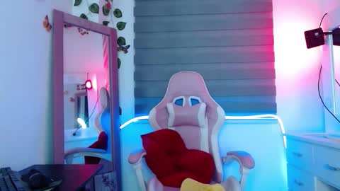 Snapshot of valeryy_sexyy chatting on September 22, 1:26 pm   ---   online show from September 22, 1:26 pm