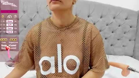 Valesskahall online show from October 25, 3:01 pm