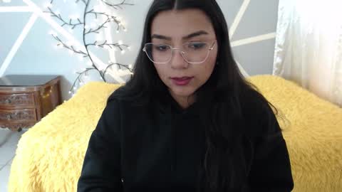 valkydoll online show from November 26, 12:46 pm