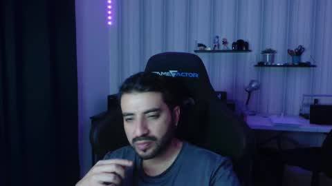 Snapshot of vallartamexi chatting on October 12, 1:09 am Roberto Carlos online show from October 12, 1:09 am